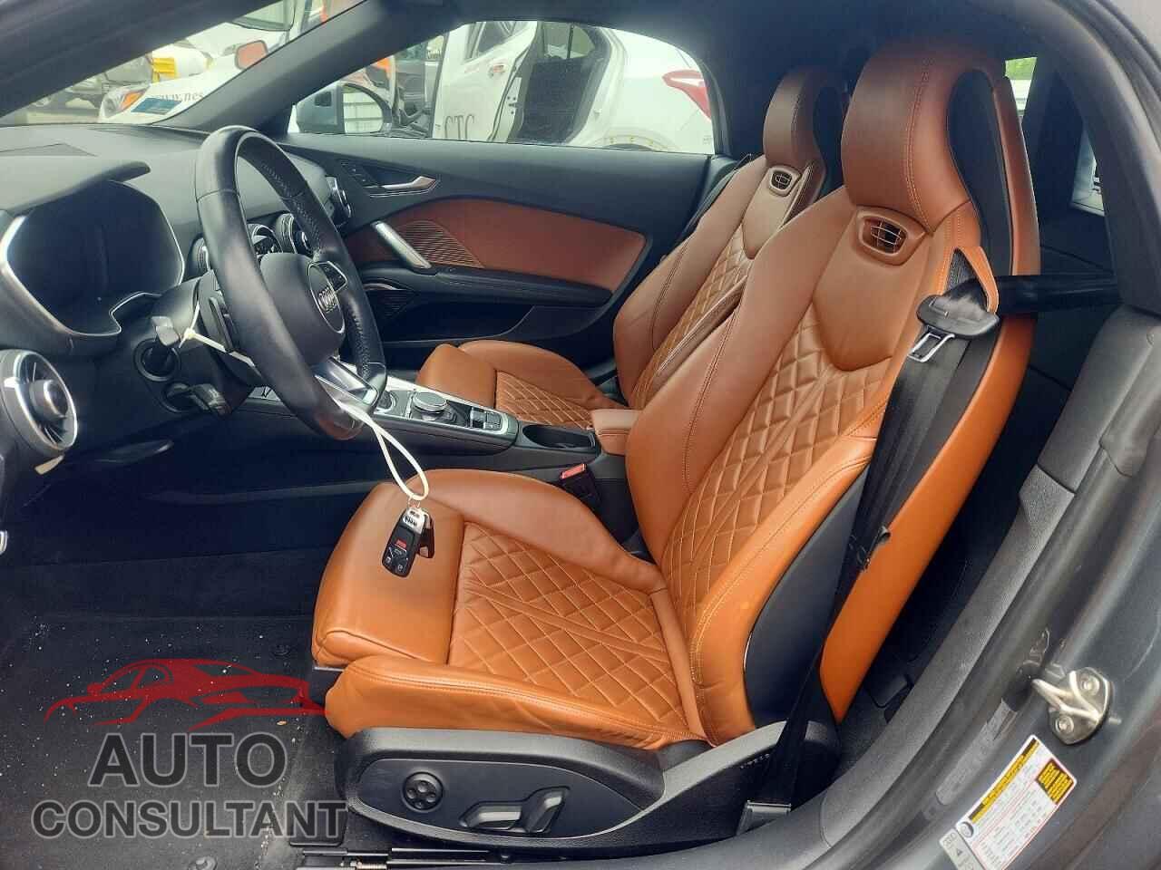 AUDI TT 2017 - TRUT5CFV9H1002778