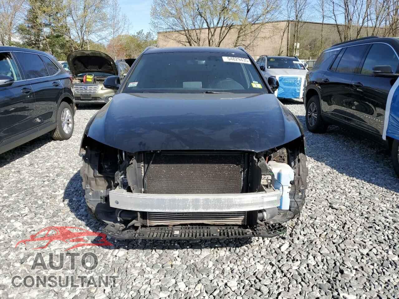 AUDI Q3 2017 - WA1BCCFS3HR010730