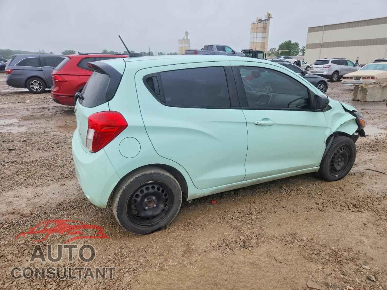 CHEVROLET SPARK 2018 - KL8CB6SA4JC471660