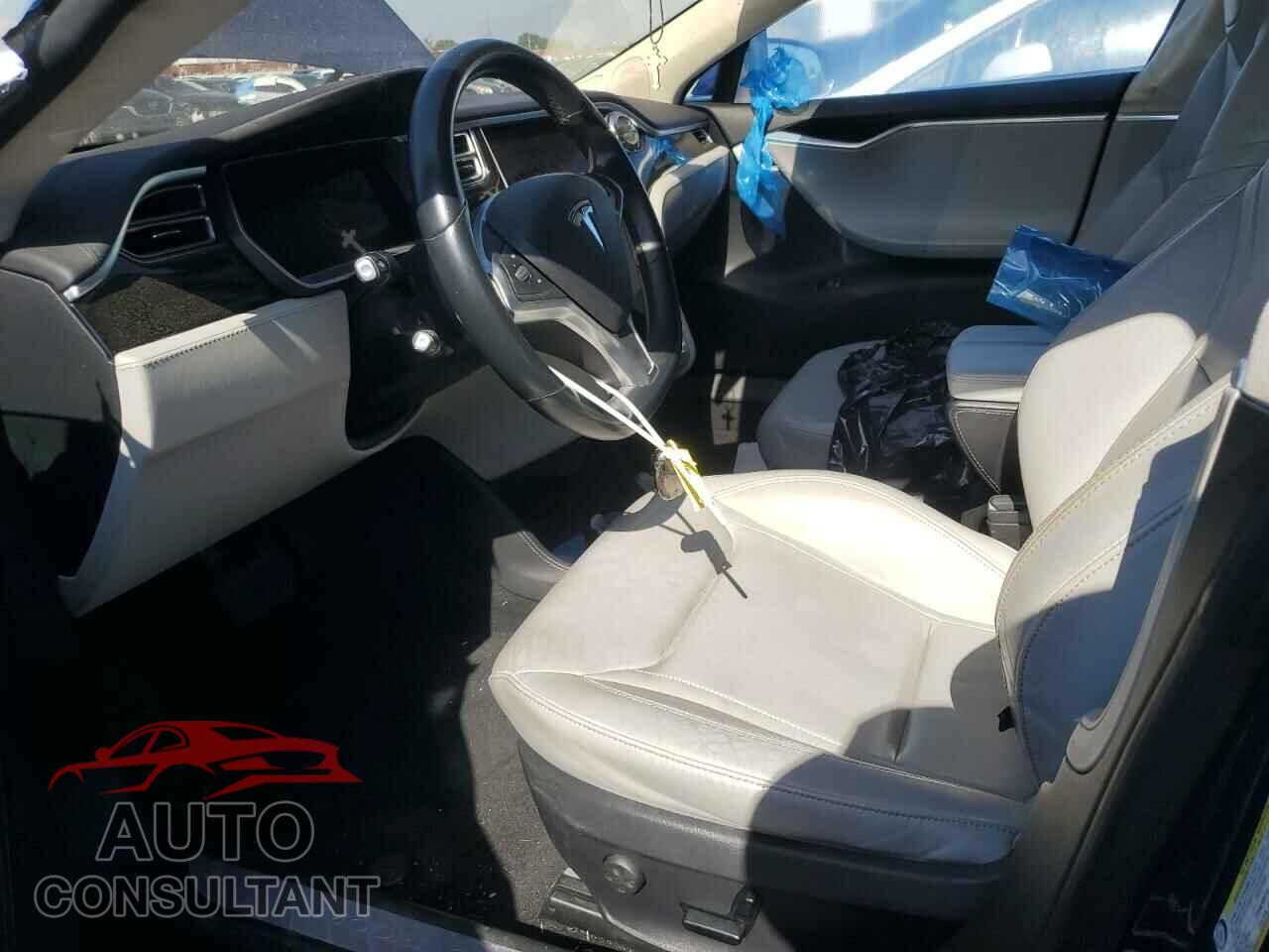 TESLA MODEL S 2015 - 5YJSA1E1XFF112876