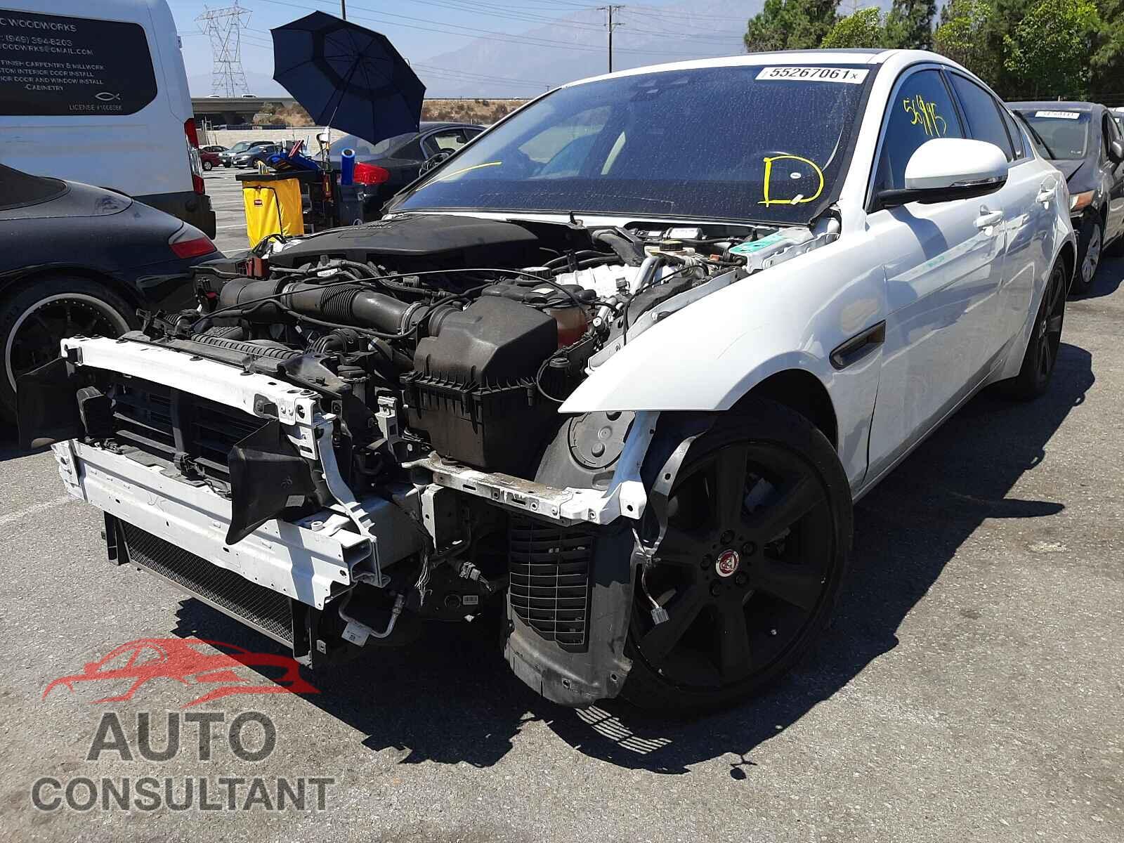 JAGUAR XE 2017 - SAJAE4BG4HA955866