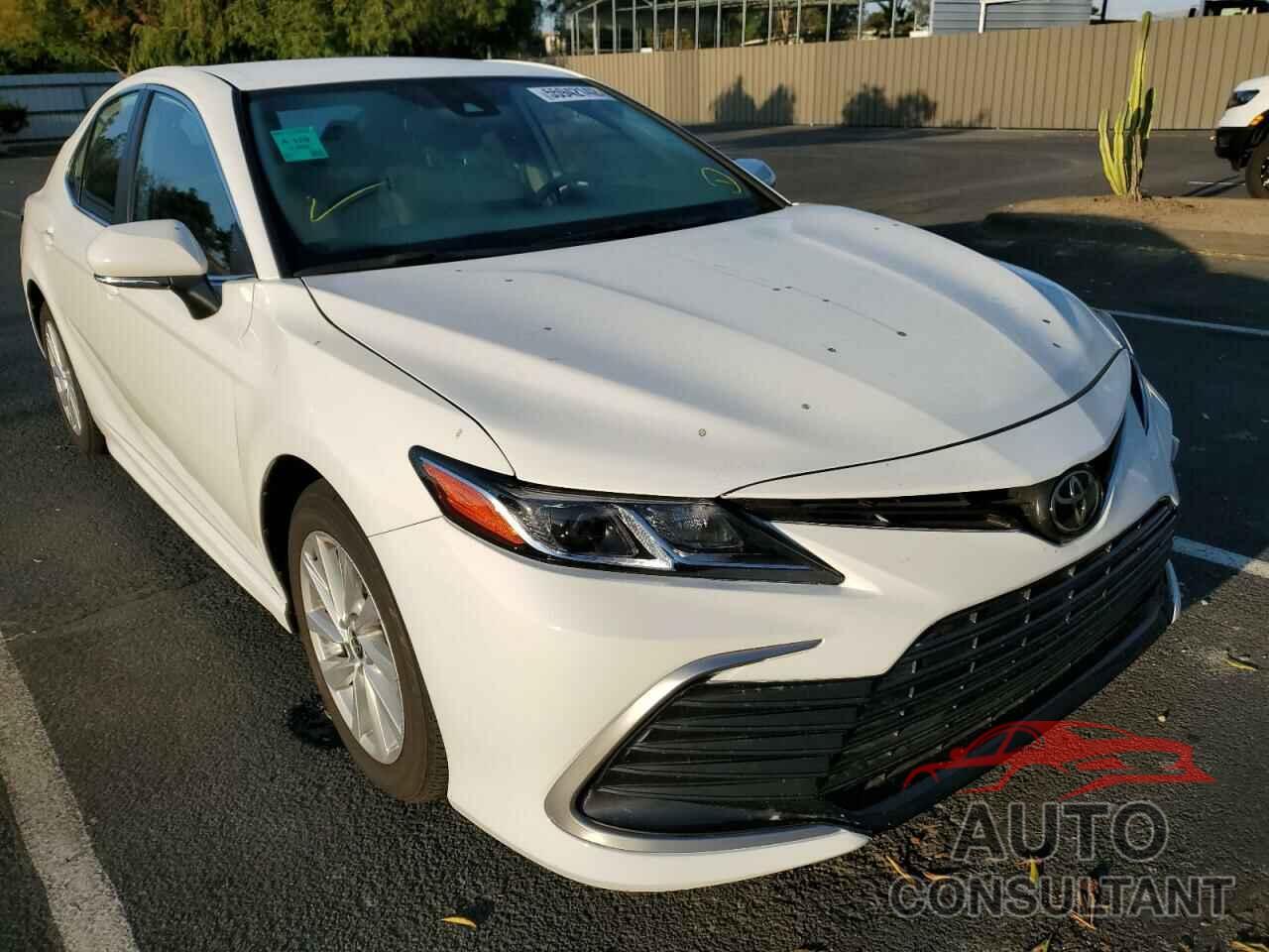 TOYOTA CAMRY 2021 - 4T1R11AK5MU579605