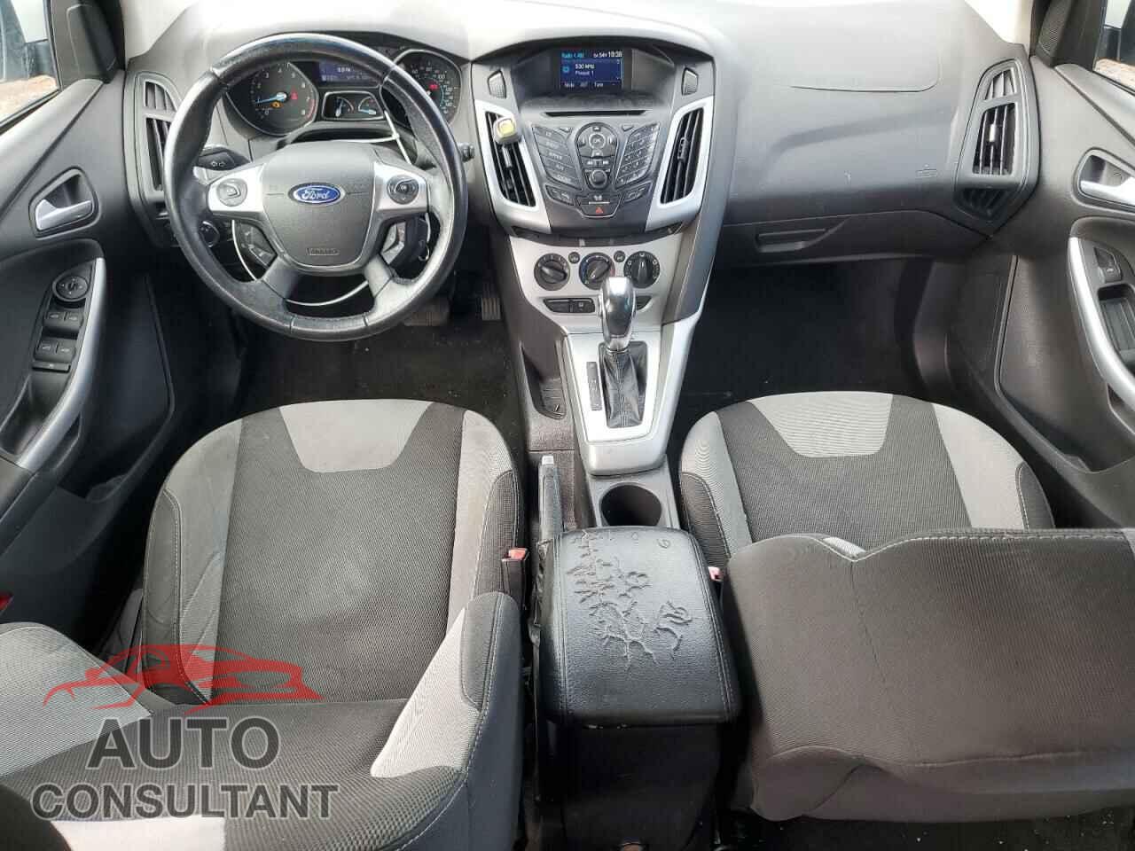 FORD FOCUS 2012 - 1FAHP3K2XCL377846