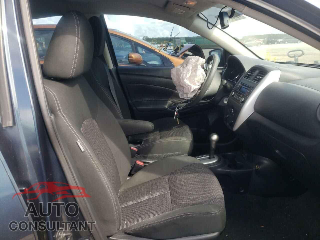 NISSAN VERSA 2017 - 3N1CN7AP3HL857692