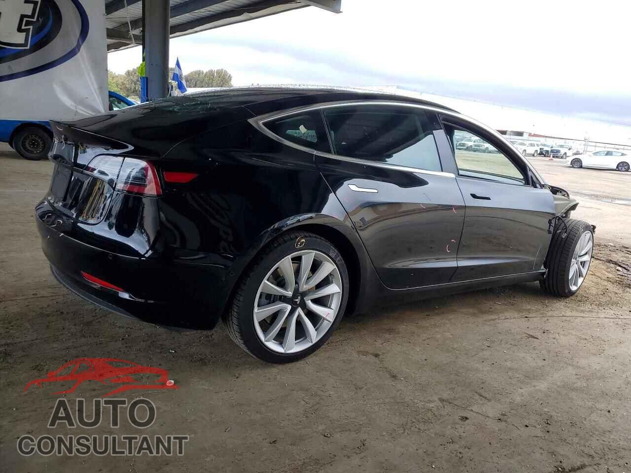 TESLA MODEL 3 2018 - 5YJ3E1EA7JF176343