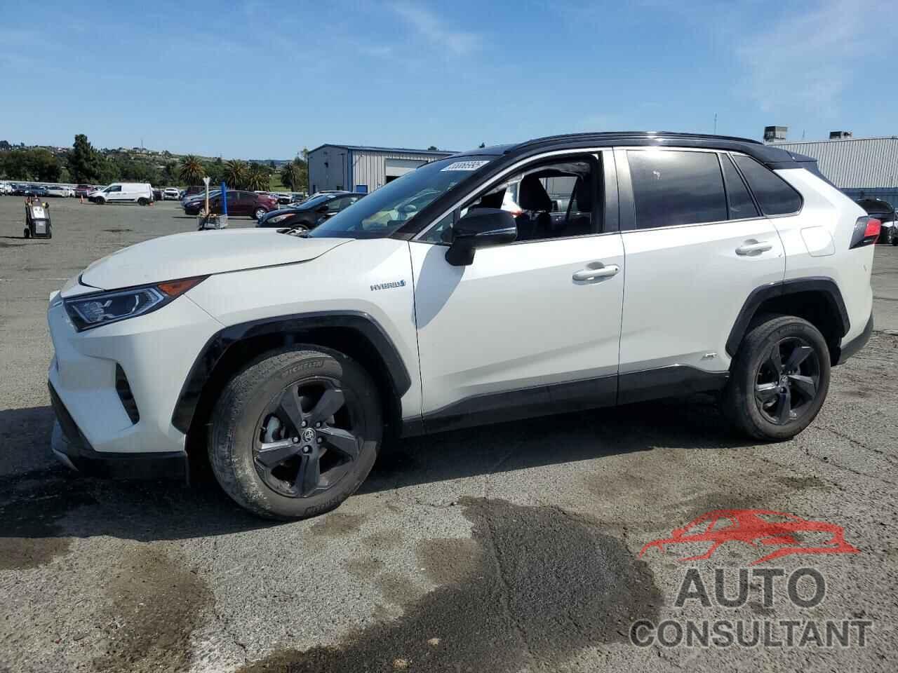 TOYOTA RAV4 2021 - 2T3E6RFV3MW028727