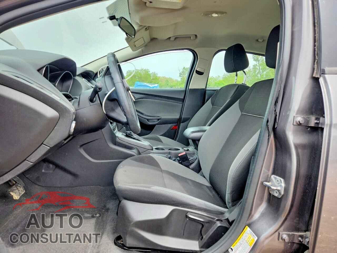 FORD FOCUS 2012 - 1FAHP3F27CL241927