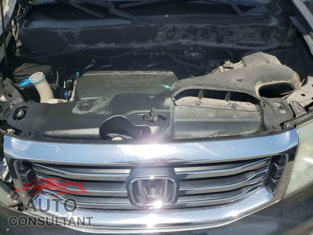 HONDA PILOT 2013 - 5FNYF4H46DB067497