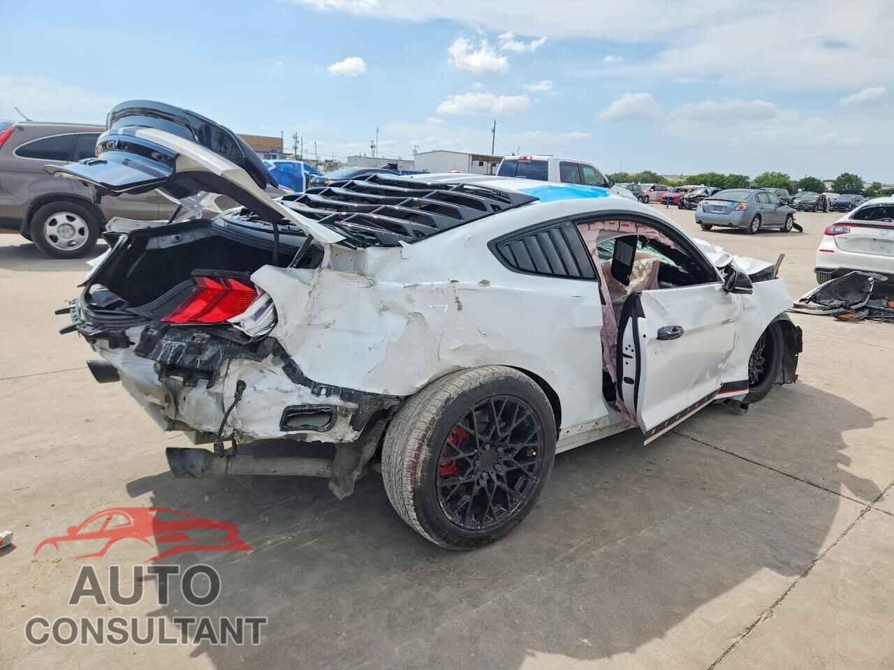 FORD MUSTANG 2016 - 1FA6P8CF8G5260279