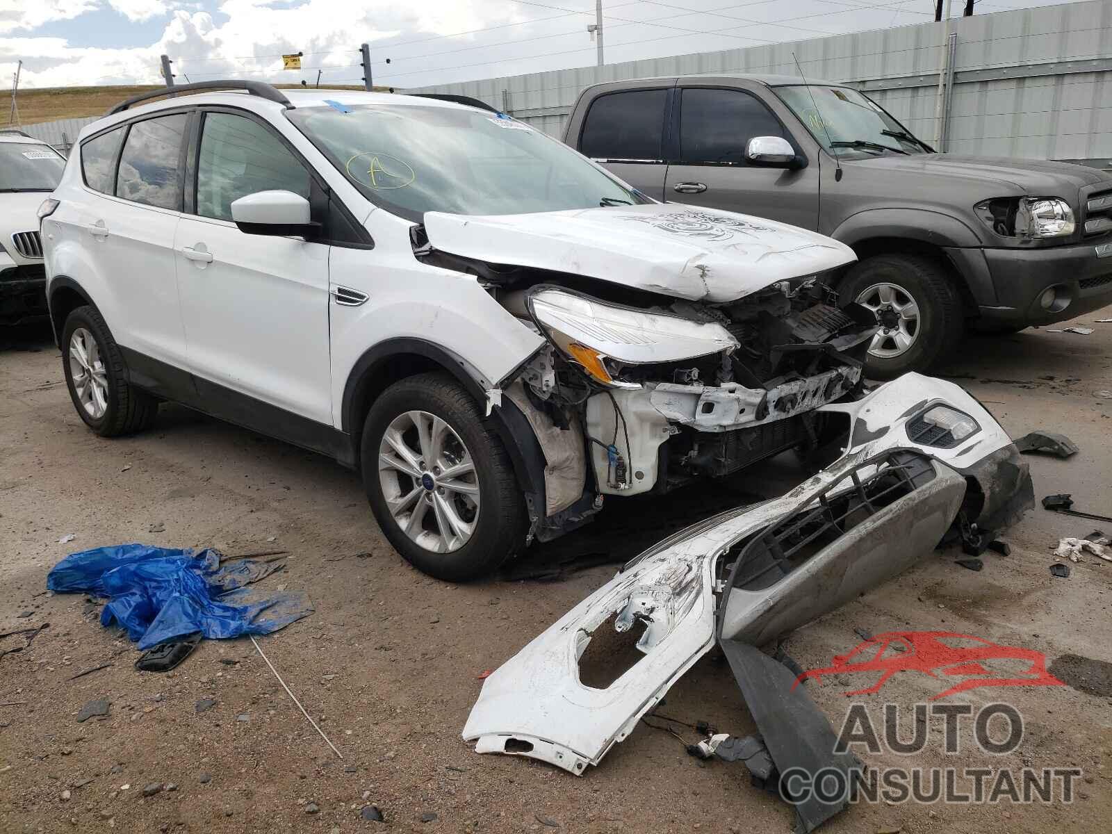 FORD ESCAPE 2018 - 1FMCU9GD0JUA74068