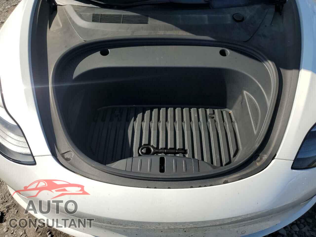 TESLA MODEL 3 2021 - 5YJ3E1EB5MF019634