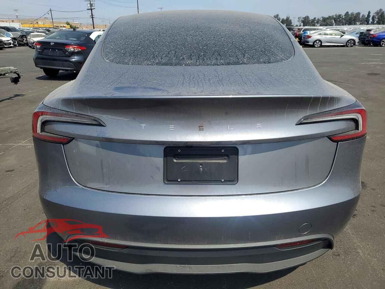 TESLA MODEL 3 2025 - 5YJ3E1EA7SF965321