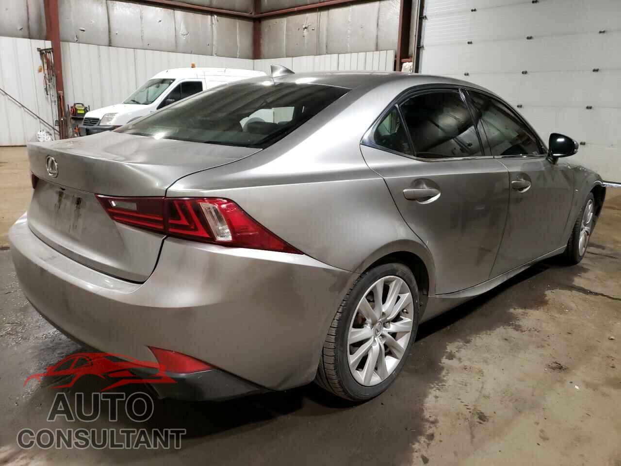 LEXUS IS 2015 - JTHCF1D23F5023439