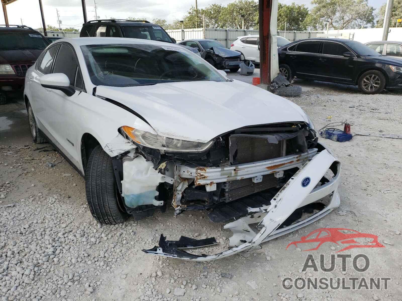 FORD FUSION 2016 - 3FA6P0UU5GR389737