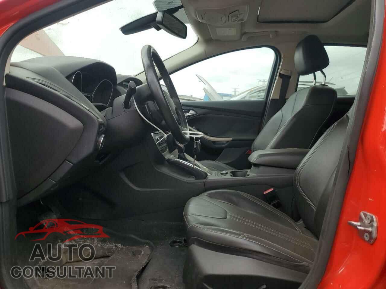 FORD FOCUS 2012 - 1FAHP3M2XCL303971