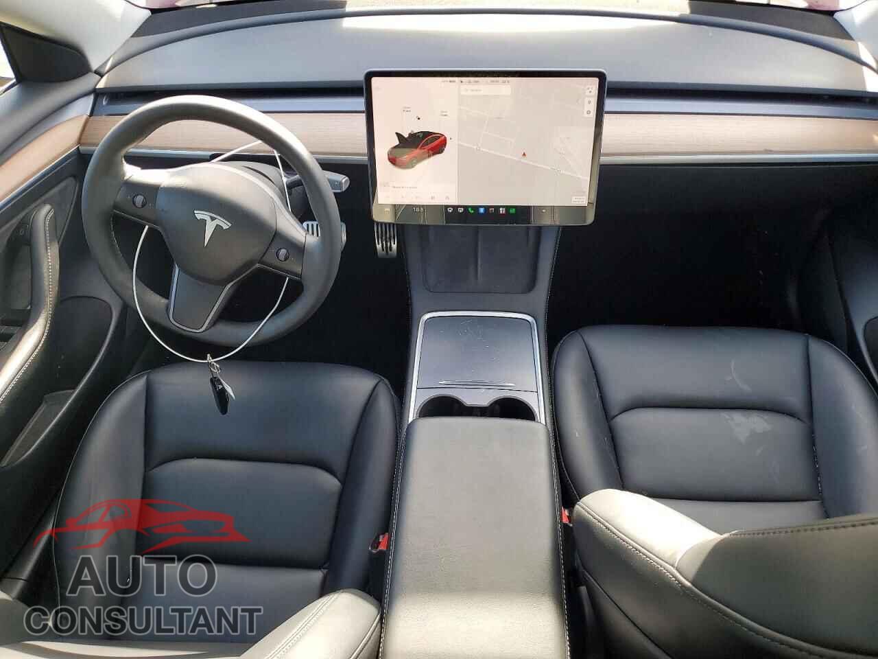 TESLA MODEL 3 2021 - 5YJ3E1EB2MF019767