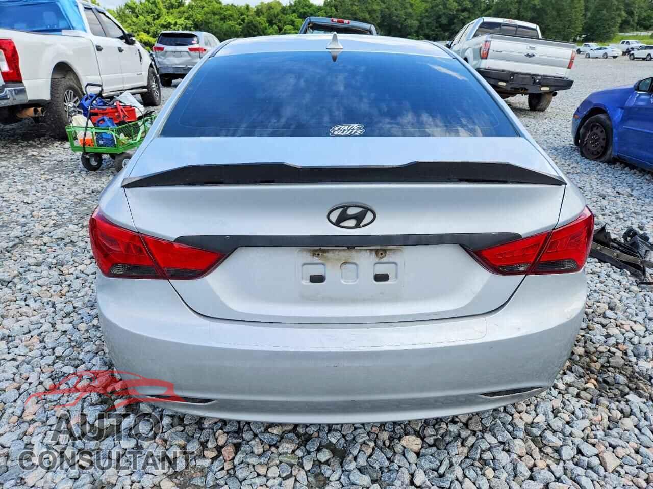 HYUNDAI SONATA 2018 - 5NPEC4AC7BH199731
