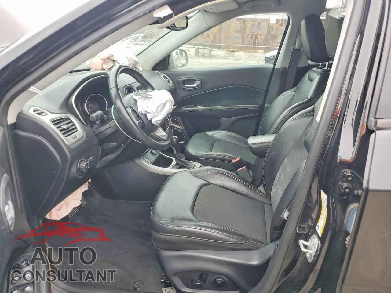 JEEP COMPASS 2018 - 3C4NJCBB2JT408541