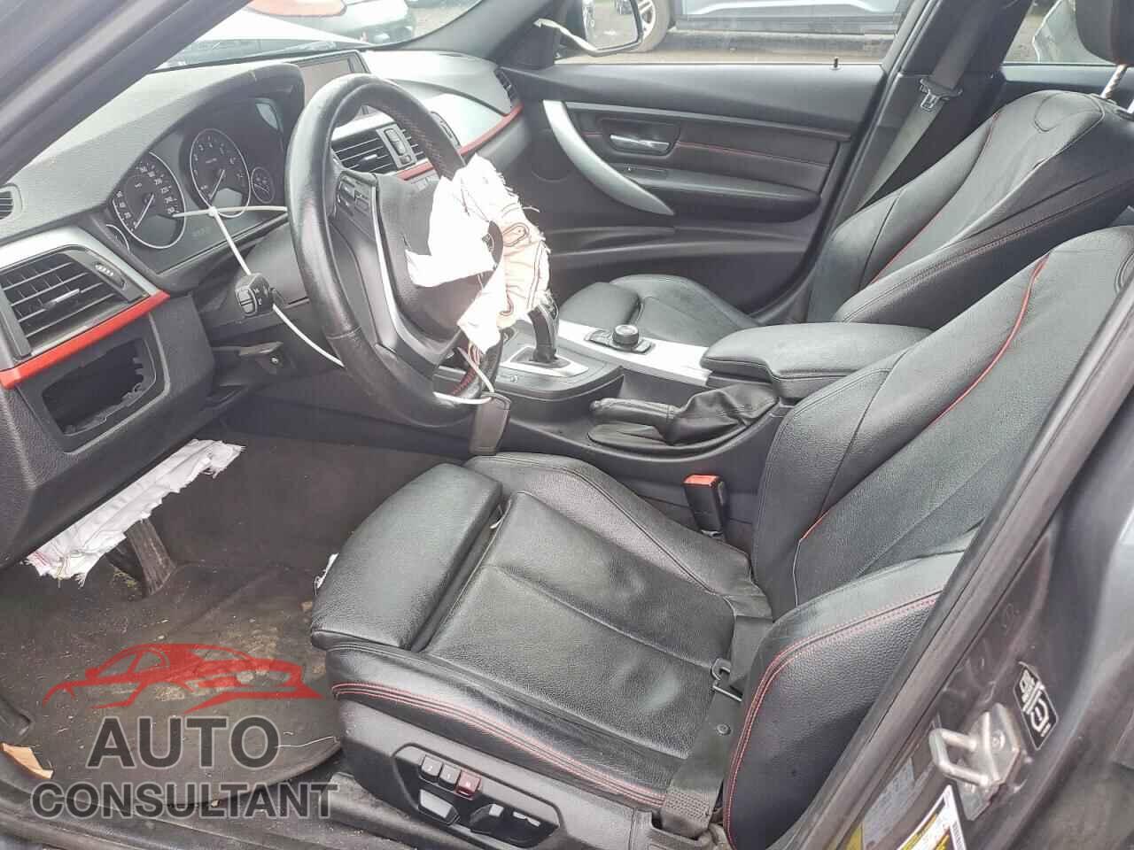 BMW 3 SERIES 2013 - WBA3B9C53DF586518