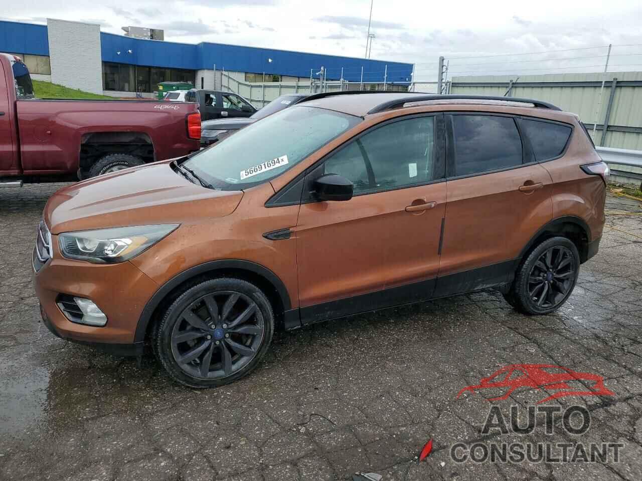 FORD ESCAPE 2017 - 1FMCU0GD0HUC47111