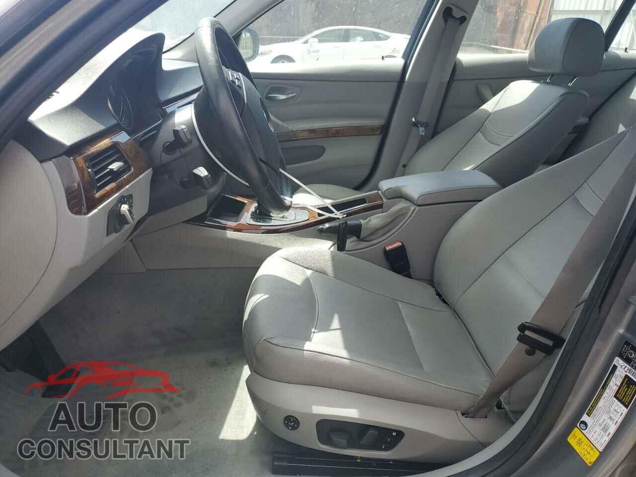 BMW 3 SERIES 2011 - WBAPH5G5XBNM71663