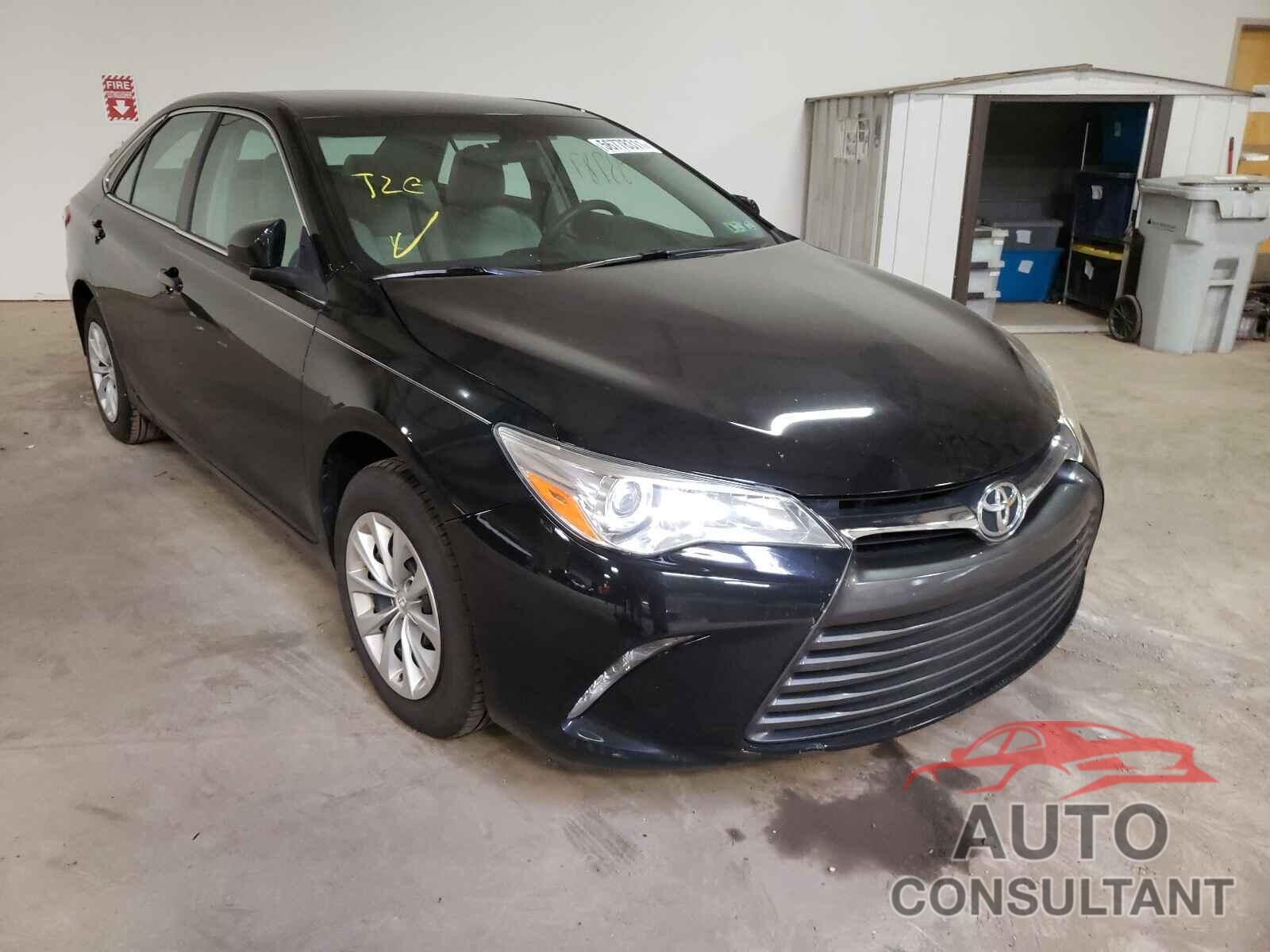TOYOTA CAMRY 2016 - 4T4BF1FK7GR523851