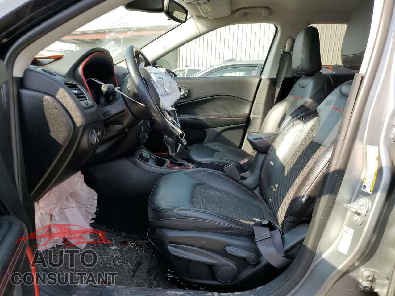 JEEP COMPASS 2020 - 3C4NJDDB7LT126594