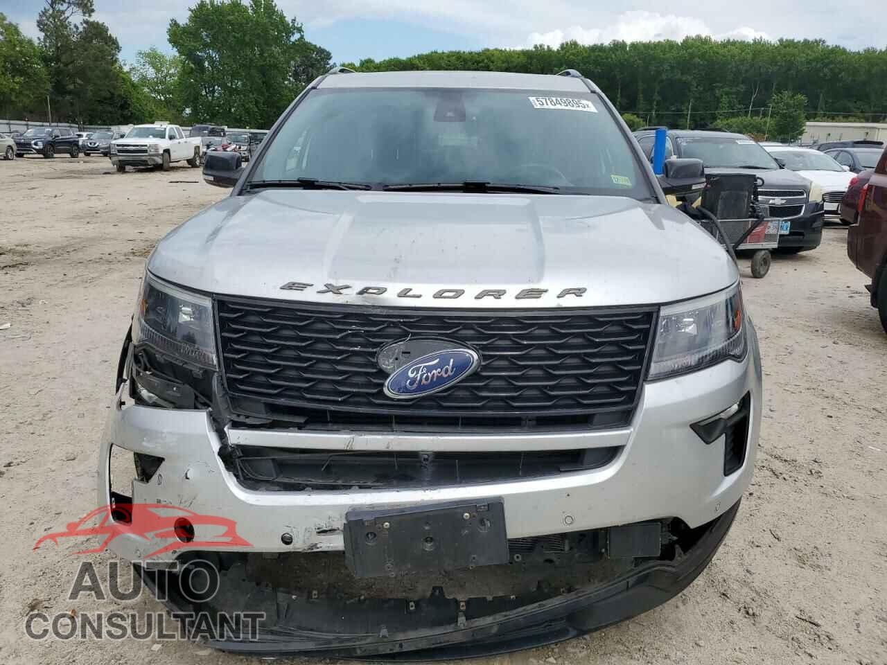 FORD EXPLORER 2018 - 1FM5K8GTXJGB25154