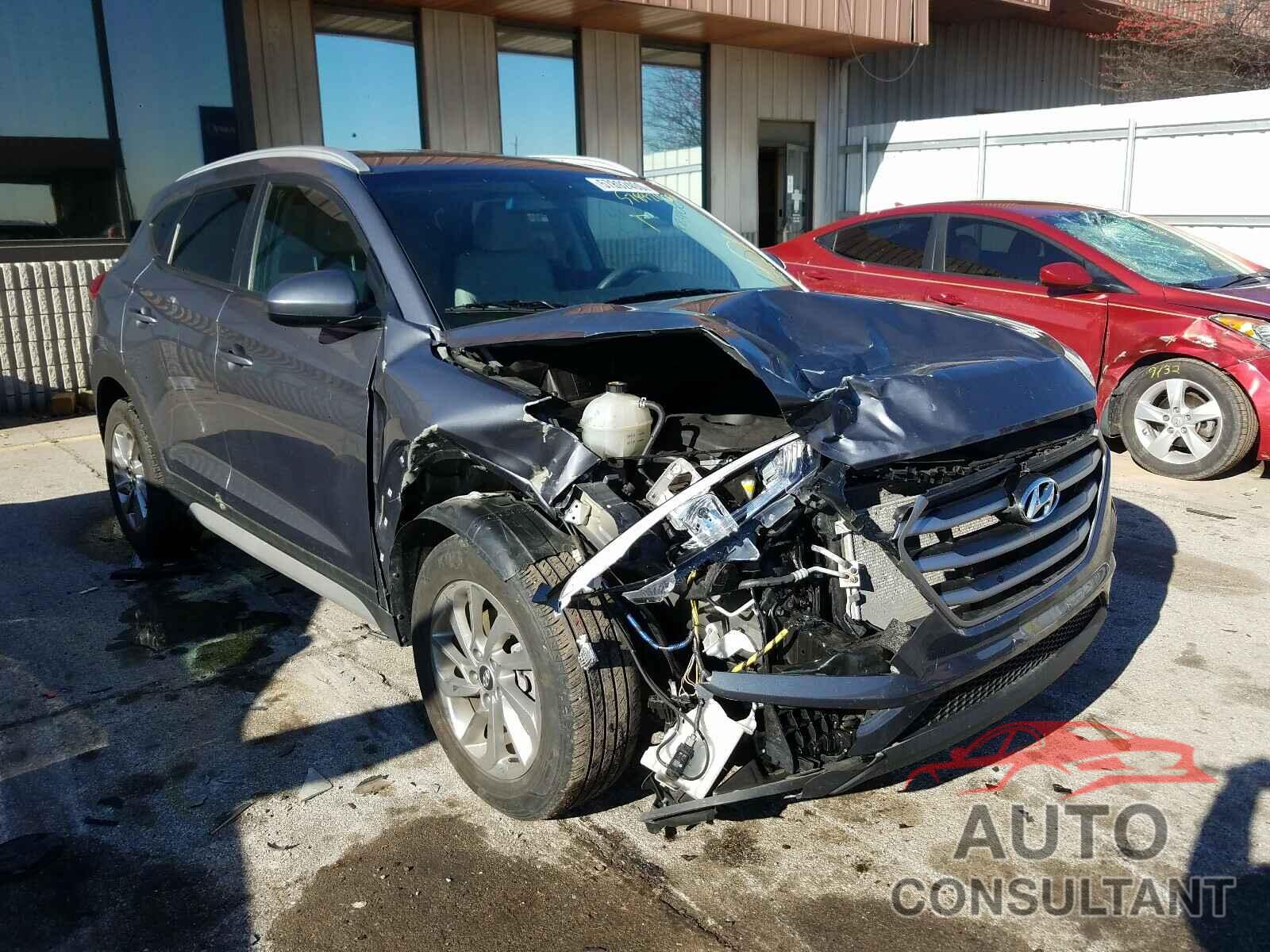 HYUNDAI TUCSON 2018 - KM8J3CA40JU679367