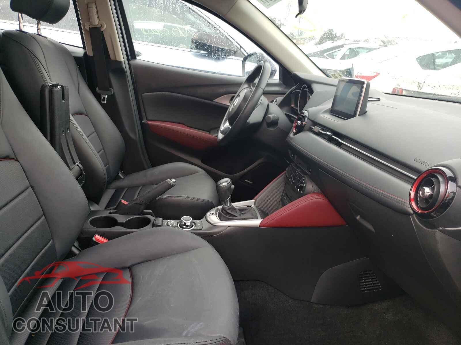 MAZDA CX-3 2017 - JM1DKFC73H0161767
