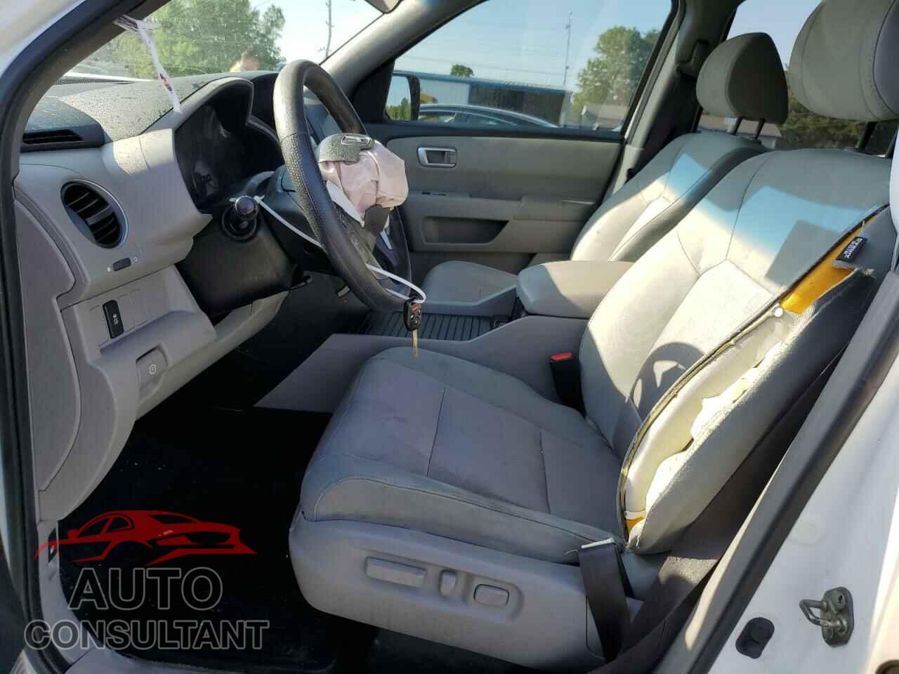 HONDA PILOT 2013 - 5FNYF3H41DB043408