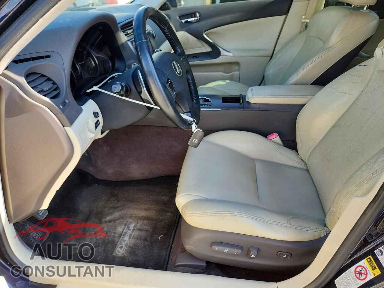 LEXUS IS 2010 - JTHBF5C29A5113529