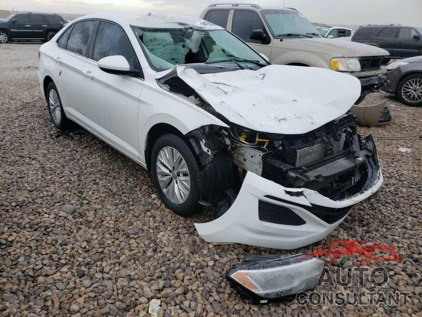 VOLKSWAGEN JETTA 2019 - 3VWN57BU0KM100399