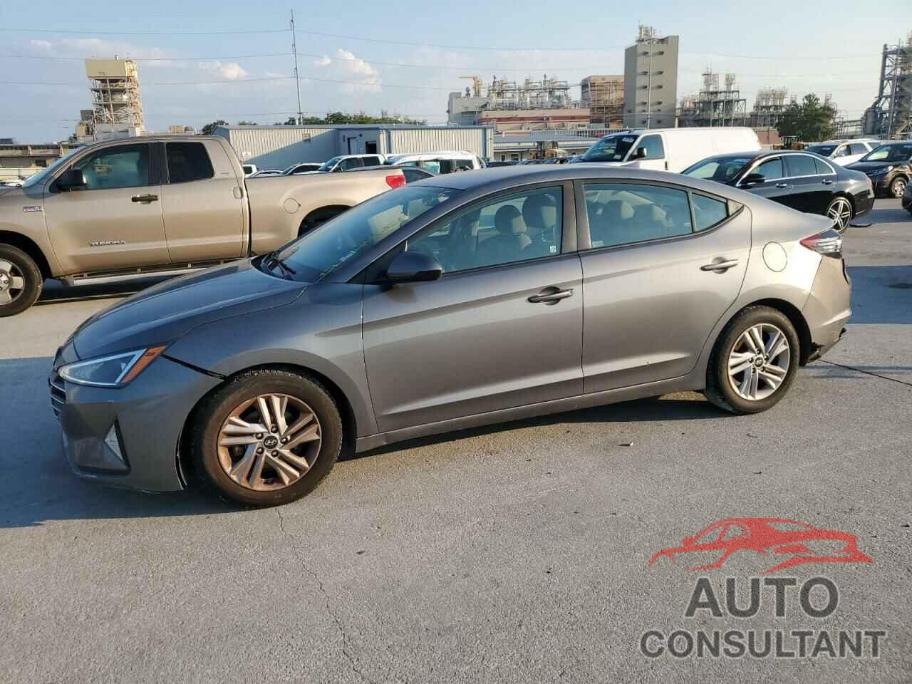 HYUNDAI ELANTRA 2020 - 5NPD84LF7LH524545