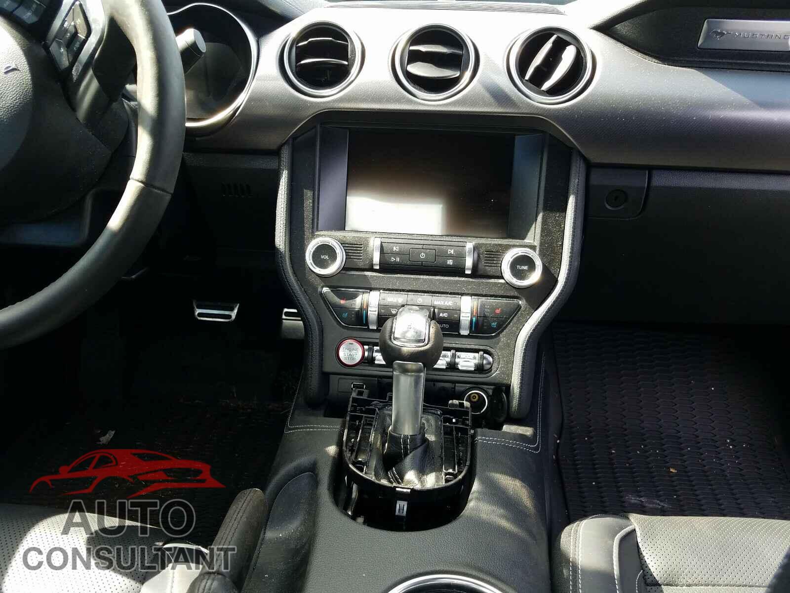 FORD MUSTANG 2019 - 1FA6P8CF5K5154218