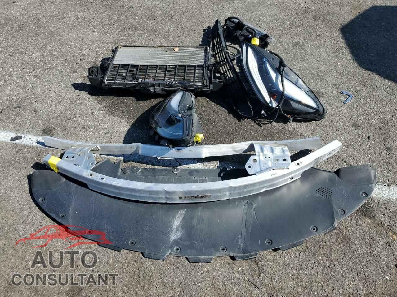 TESLA MODEL 3 2022 - 5YJ3E1EB5NF131481