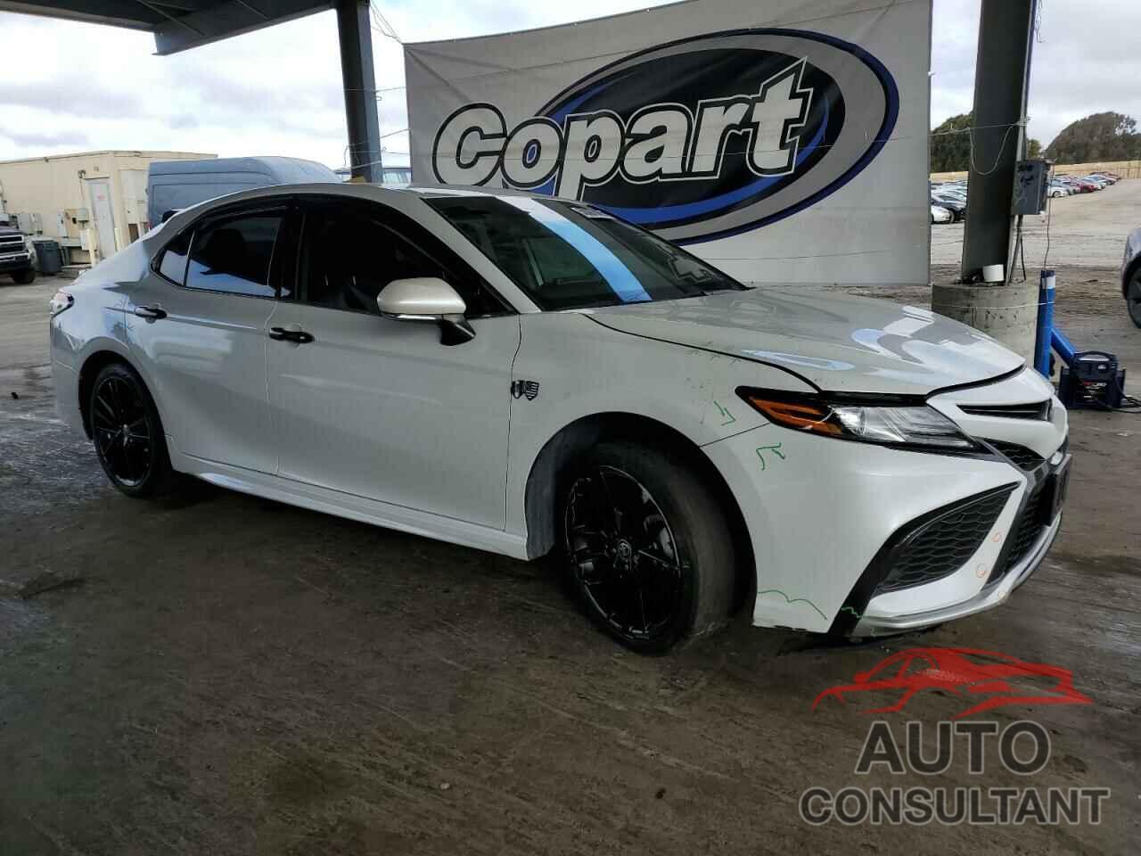 TOYOTA CAMRY 2021 - 4T1K61AK7MU462353