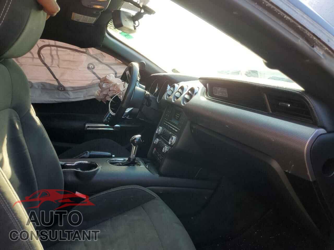 FORD MUSTANG 2016 - 1FA6P8TH7G5253177