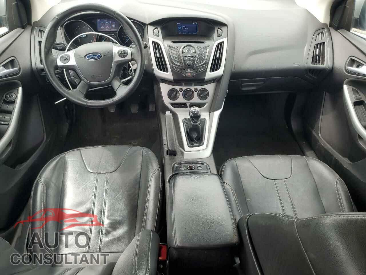 FORD FOCUS 2014 - 1FADP3K27EL299947