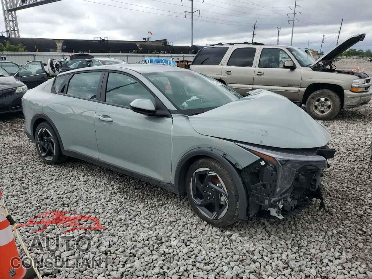 KIA K4 EX 2025 - 3KPFU4DE3SE058934