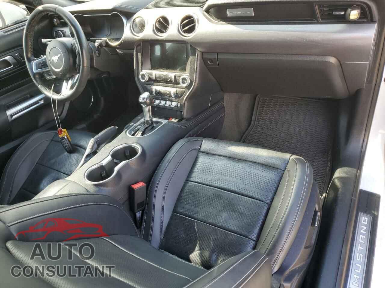 FORD MUSTANG 2018 - 1FA6P8CF1J5153484