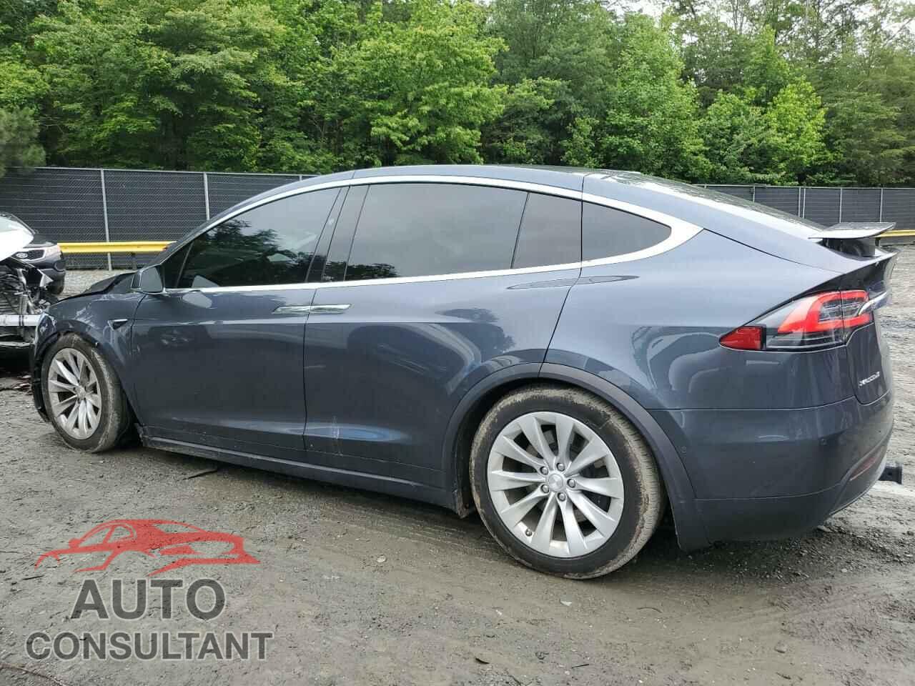 TESLA MODEL X 2017 - 5YJXCDE24HF078317