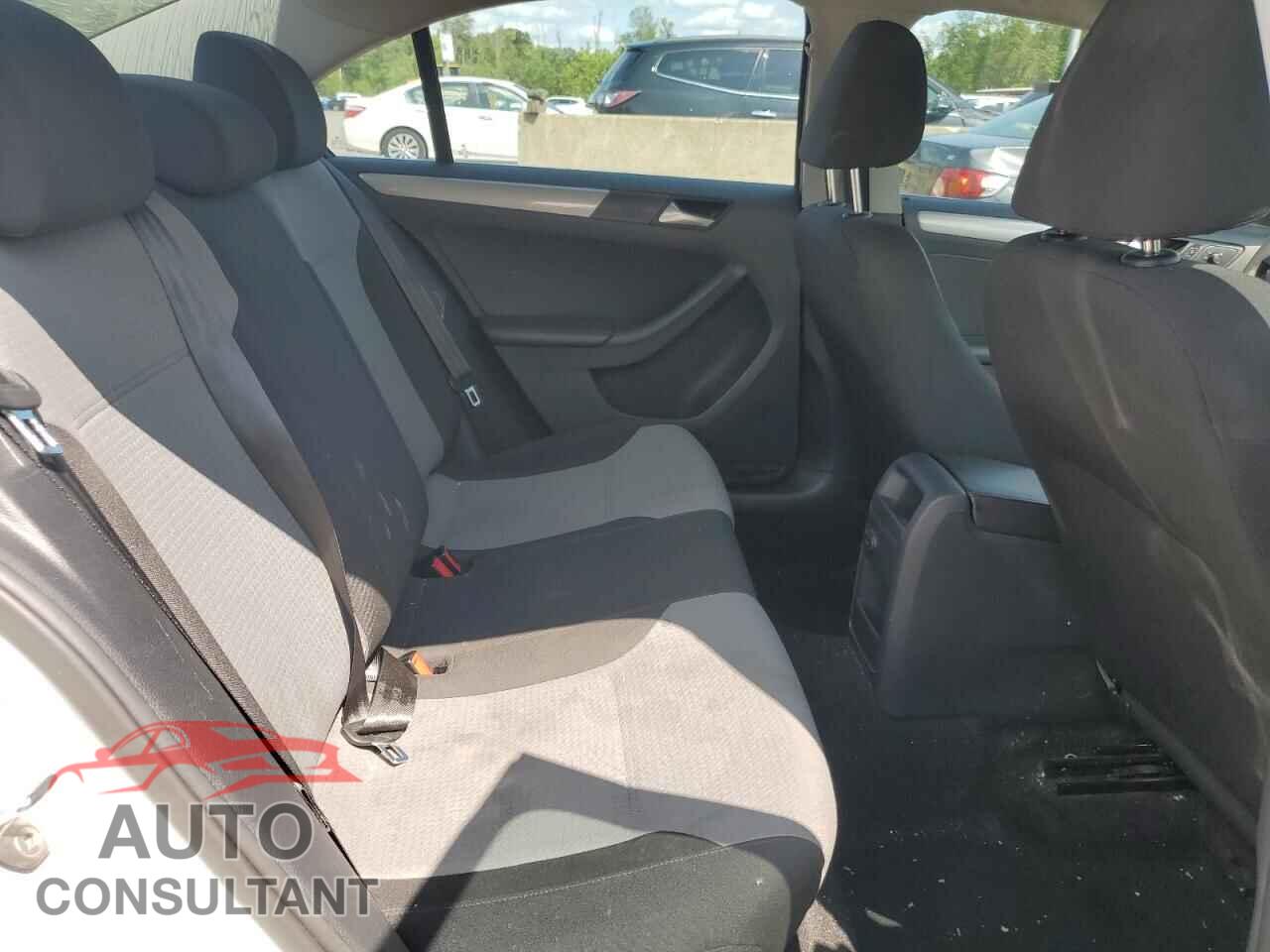 VOLKSWAGEN JETTA 2017 - 3VW2B7AJ1HM387151