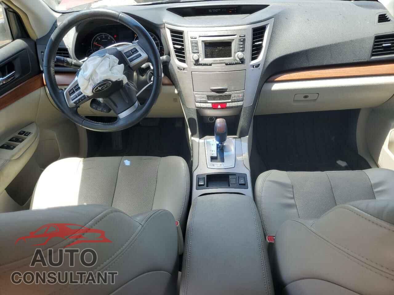 SUBARU OUTBACK 2014 - 4S4BRBLC7E3290562