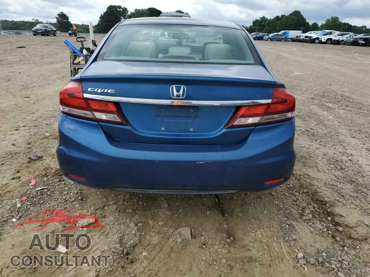 HONDA CIVIC 2013 - 2HGFB2F55DH580903