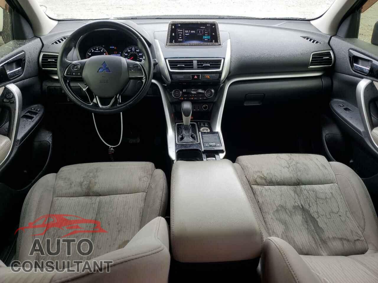 MITSUBISHI ECLIPSE 2018 - JA4AT5AA8JZ038762