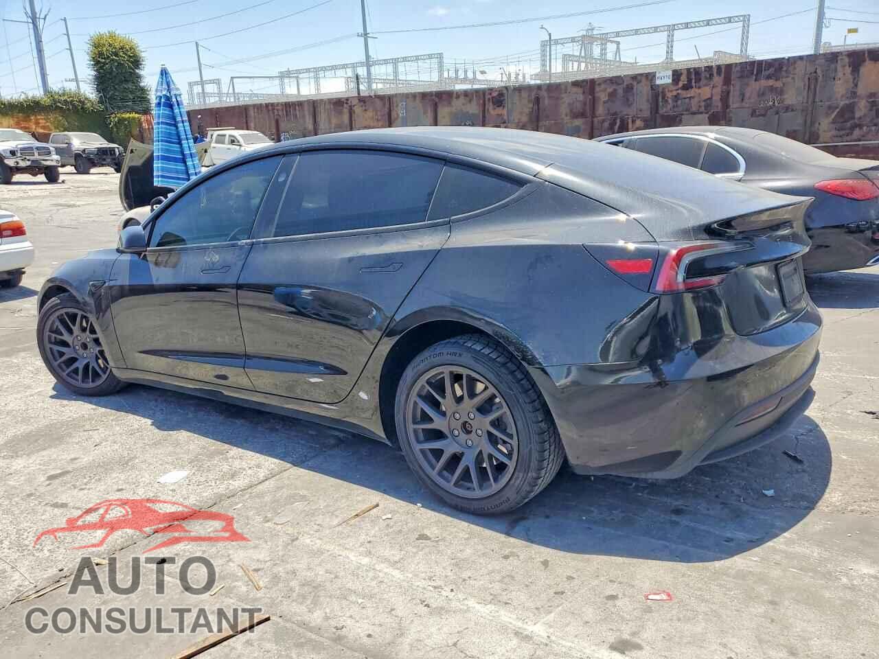 TESLA MODEL 3 2024 - 5YJ3E1EA6RF828056