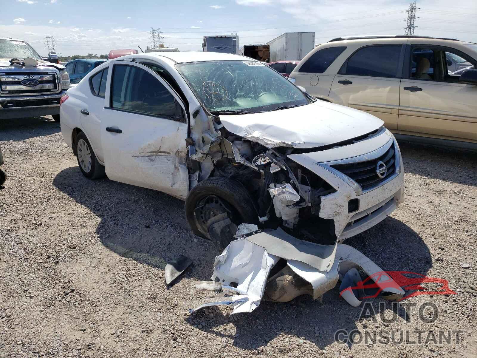 NISSAN VERSA 2018 - 3N1CN7AP4JL821550