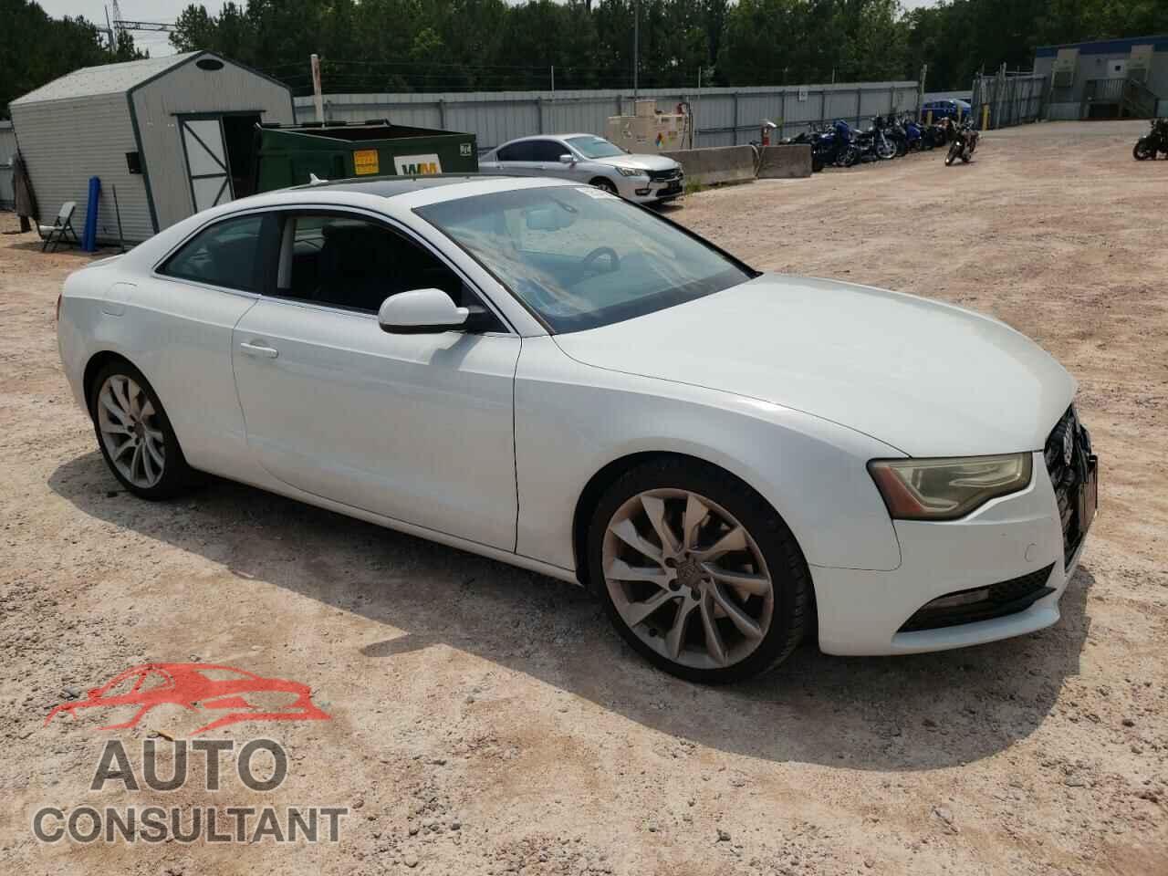 AUDI A5 2014 - WAULFAFR0EA041475
