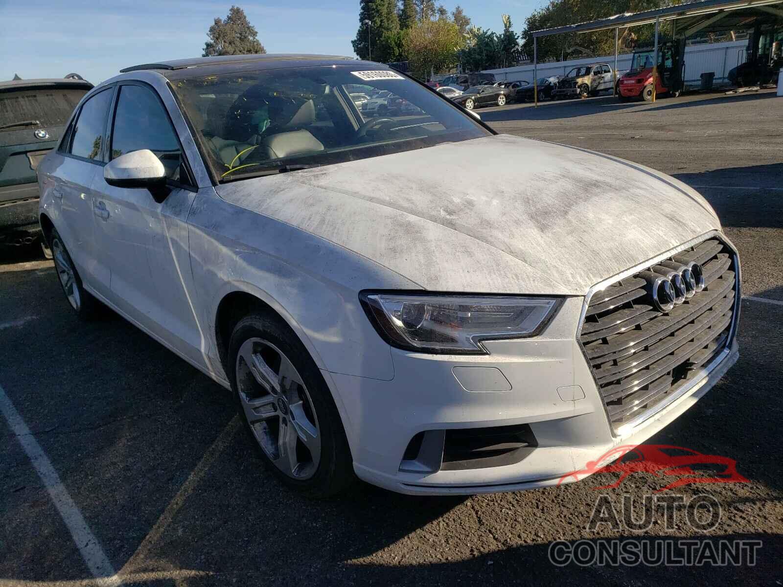 AUDI A3 2018 - WAUAUGFF6J1003264